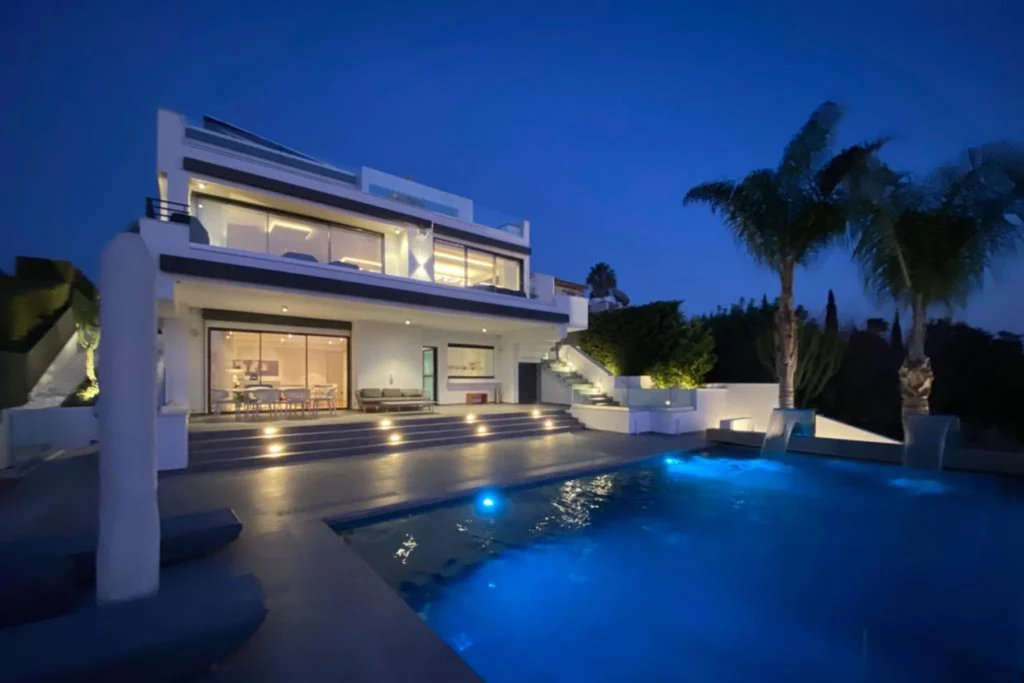 4 Bedroom House for Sale in Mesogi, Paphos District