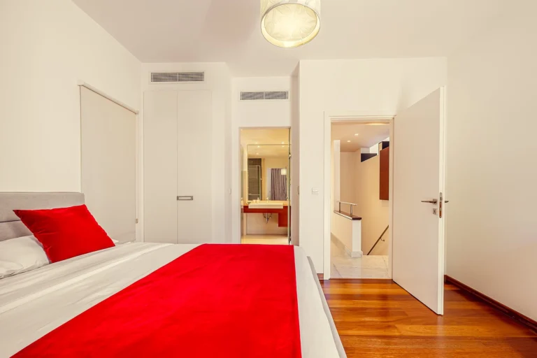 5 Bedroom House for Sale in Latchi (Lakki / Latsi), Paphos District