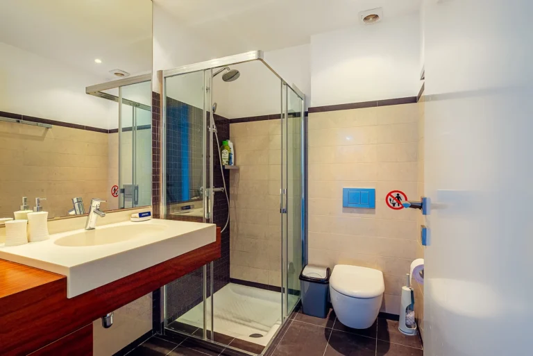 5 Bedroom House for Sale in Latchi (Lakki / Latsi), Paphos District