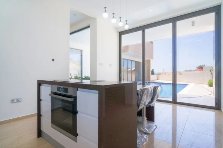 5 Bedroom House for Sale in Germasogeia, Limassol District