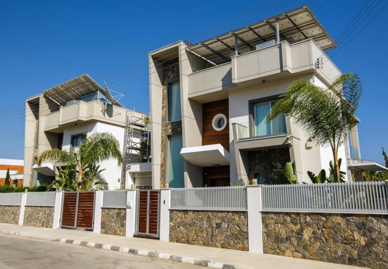 4 Bedroom House for Sale in Agios Tychonas, Limassol District