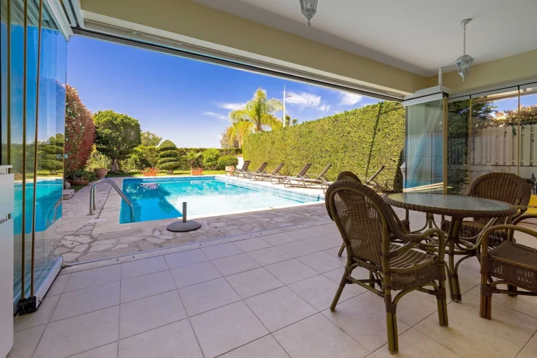 Cheap Houses and Villas for Sale Paphos up to 900000 euro