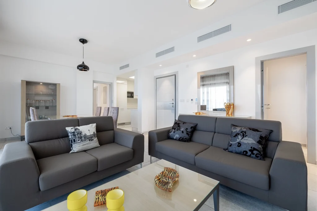 3 Bedroom Apartment for Sale in Limassol – Mesa Geitonia