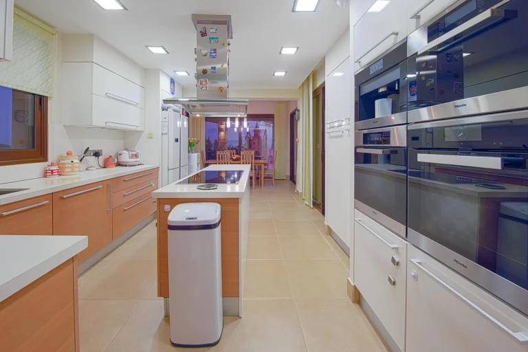 5 Bedroom House for Sale in Pegeia, Paphos District