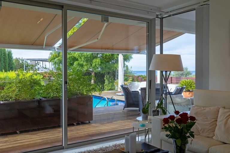 4 Bedroom House for Sale in Neo Chorio Pafou, Paphos District