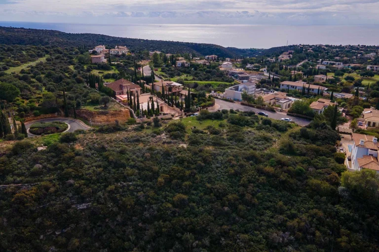 7,474m² Plot for Sale in Paphos District