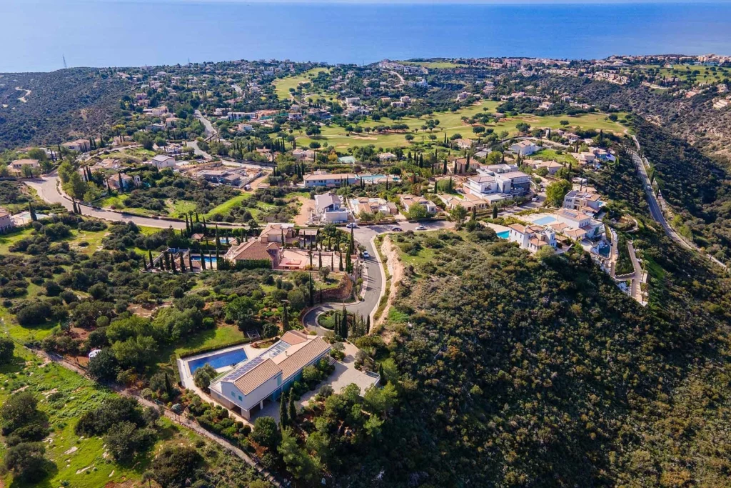 7,474m² Plot for Sale in Paphos District