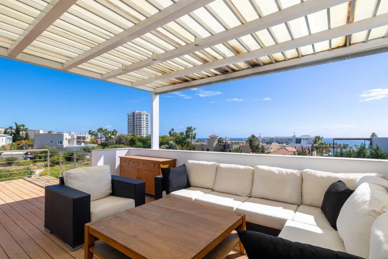 4 Bedroom House for Sale in Pyrgos Lemesou, Limassol District