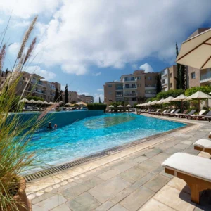 2 Bedroom Apartment for Sale in Paphos – Universal