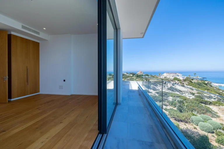 4 Bedroom House for Sale in Pegeia, Paphos District