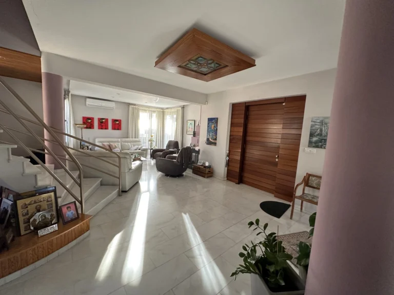4 Bedroom House for Sale in Agios Nikolaos, Larnaca District