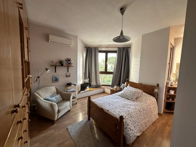 4 Bedroom House for Sale in Agios Nikolaos, Larnaca District