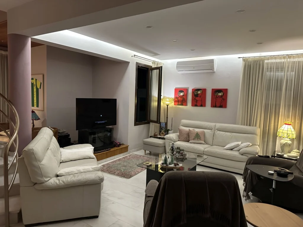 4 Bedroom House for Sale in Agios Nikolaos, Larnaca District