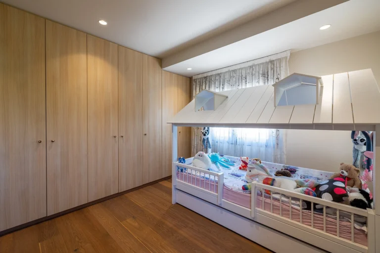 6+ Bedroom House for Sale in Aradippou, Larnaca District