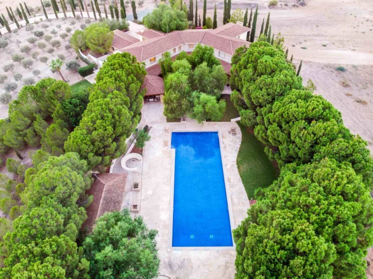 5 Bedroom House for Sale in Nicosia District