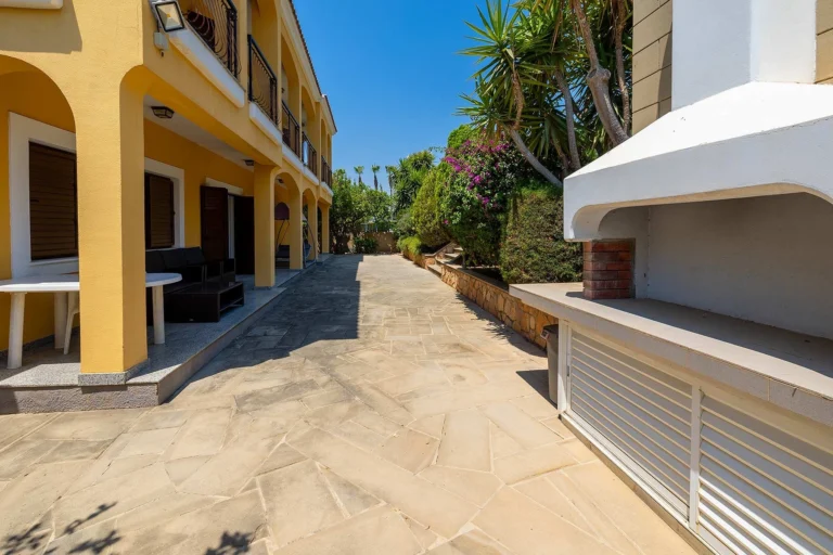 4 Bedroom House for Sale in Germasogeia, Limassol District