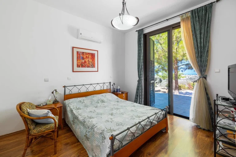 4 Bedroom House for Sale in Konia, Paphos District