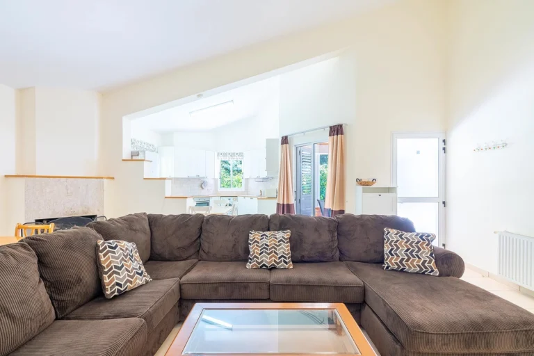 3 Bedroom House for Sale in Pegeia, Paphos District