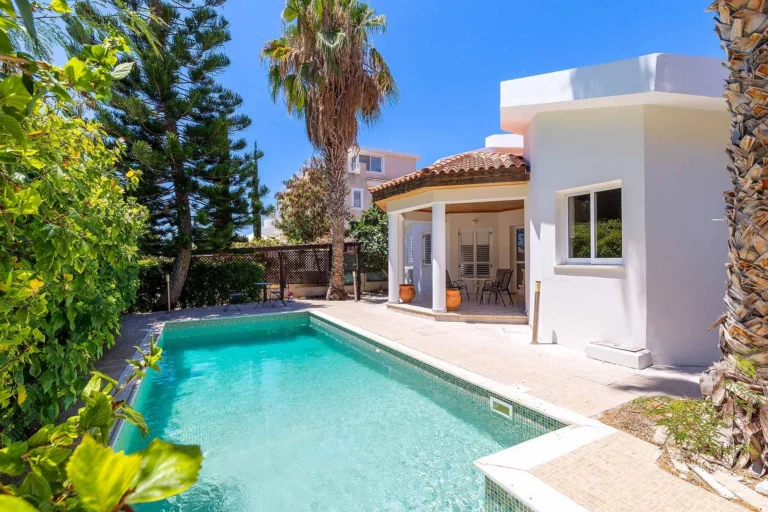 3 Bedroom House for Sale in Pegeia, Paphos District