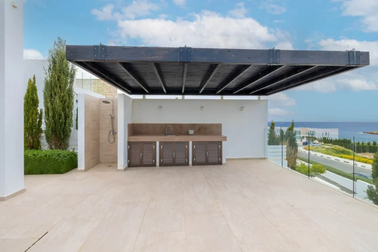 5 Bedroom House for Sale in Pegeia, Paphos District