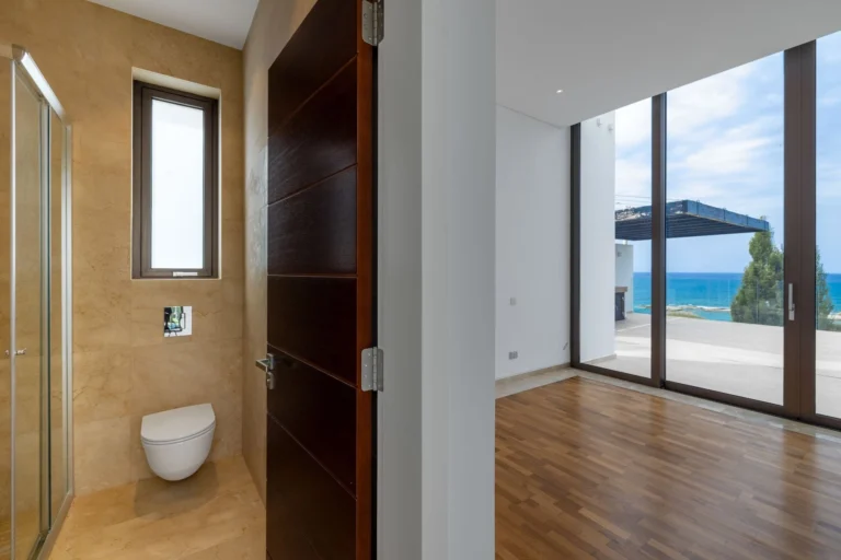 5 Bedroom House for Sale in Pegeia, Paphos District