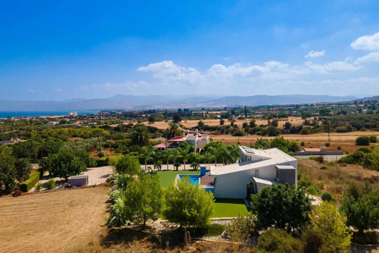 3 Bedroom House for Sale in Neo Chorio Pafou, Paphos District