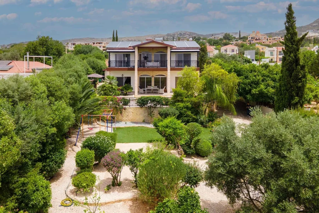5 Bedroom House for Sale in Tala, Paphos District