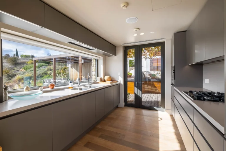 4 Bedroom House for Sale in Tsada, Paphos District