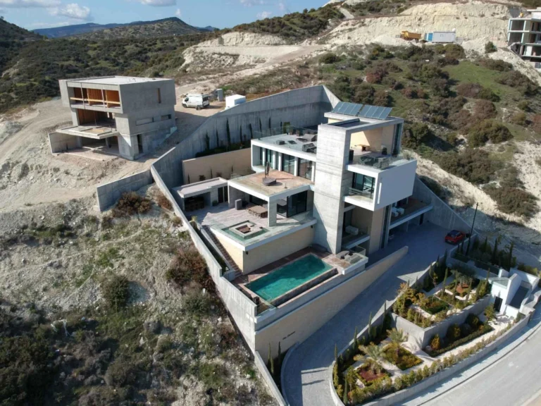 1,167m² Plot for Sale in Agios Tychonas, Limassol District