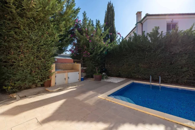 3 Bedroom House for Sale in Agios Tychonas, Limassol District