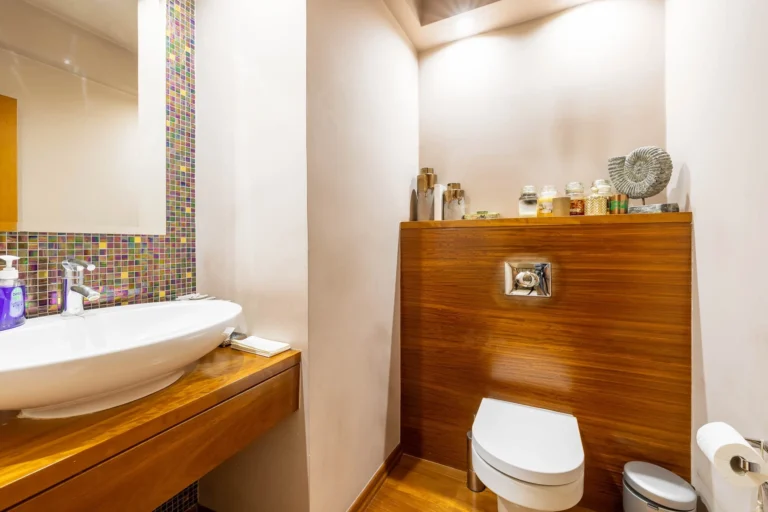 6+ Bedroom House for Sale in Limassol – Kapsalos