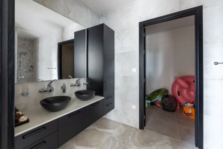 6+ Bedroom House for Sale in Pegeia, Paphos District