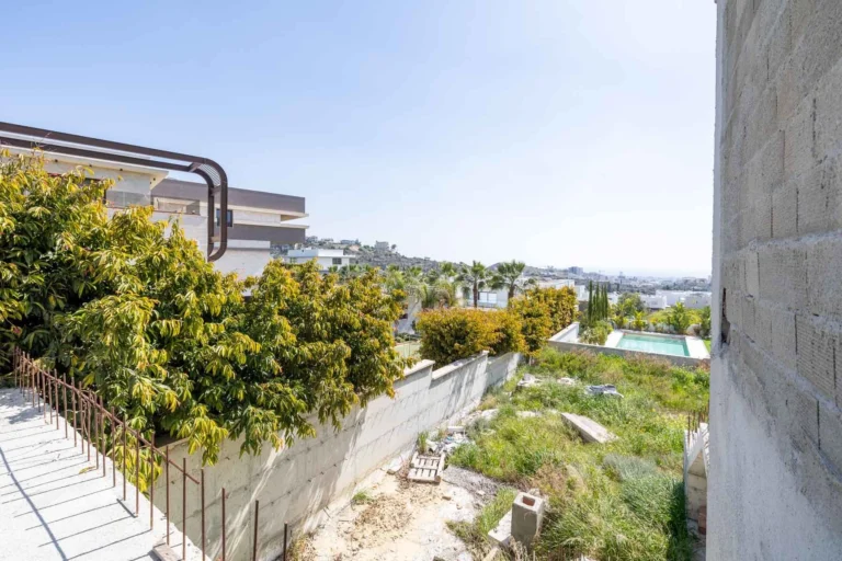 4 Bedroom House for Sale in Limassol – Agios Athanasios