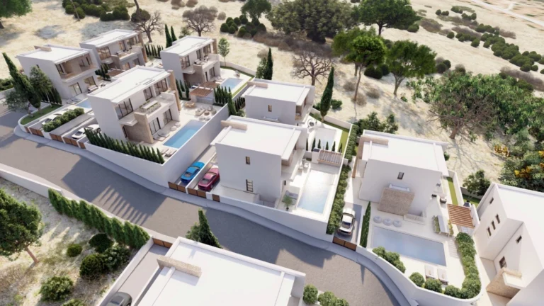 5 Bedroom House for Sale in Pegeia, Paphos District