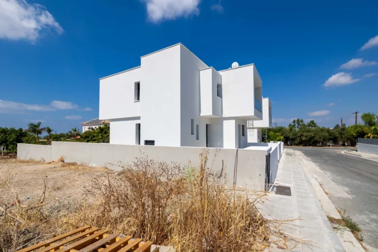 3 Bedroom House for Sale in Agia Marinouda, Paphos District