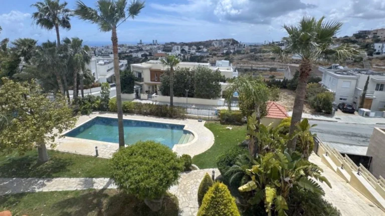 4 Bedroom House for Sale in Limassol – Agios Athanasios