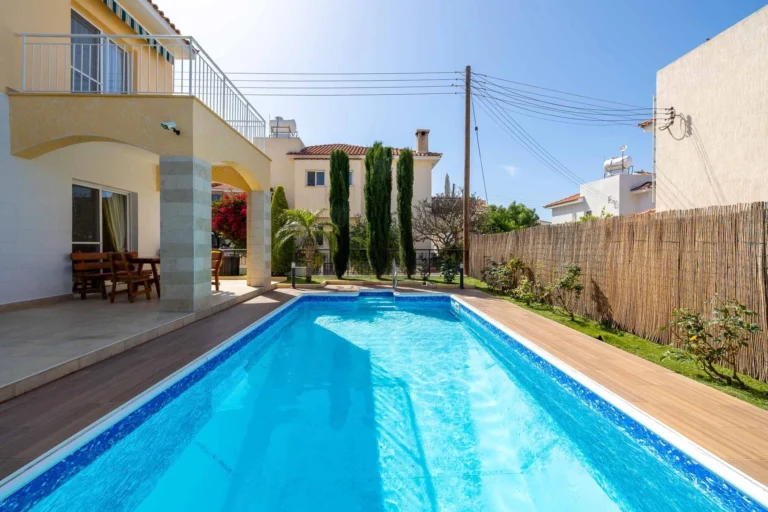 3 Bedroom House for Sale in Pegeia, Paphos District