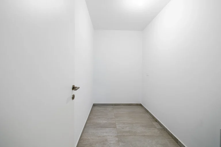 5 Bedroom House for Sale in Kissonerga, Paphos District