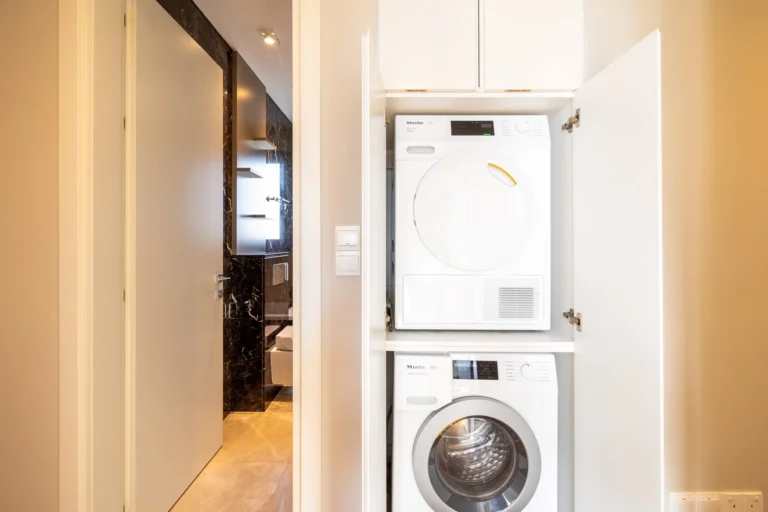 3 Bedroom Apartment for Sale in Agios Tychonas, Limassol District