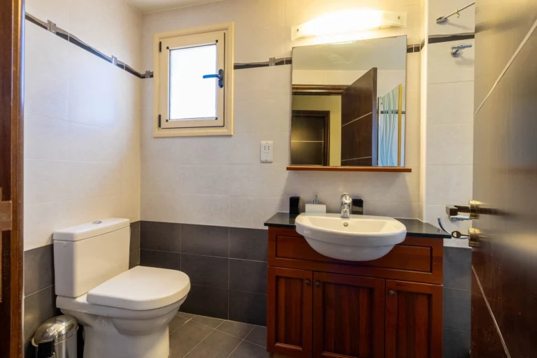 5 Bedroom House for Sale in Pegeia, Paphos District