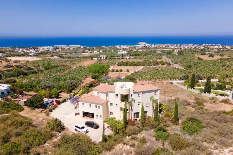5 Bedroom House for Sale in Pegeia, Paphos District