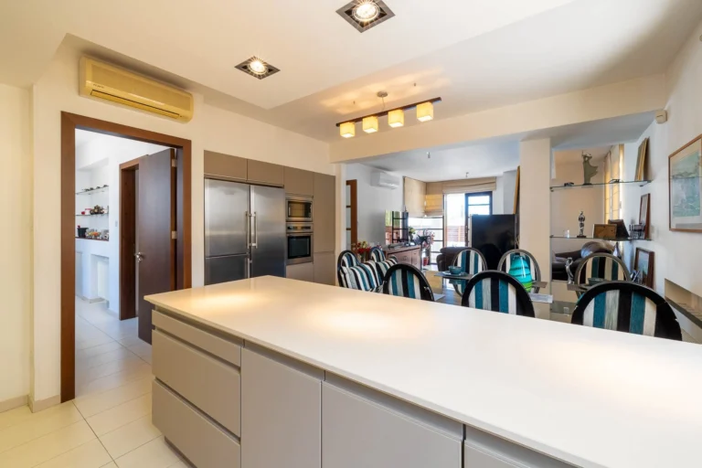 Cheap Houses and Villas for Sale Larnaca up to 900000 euro