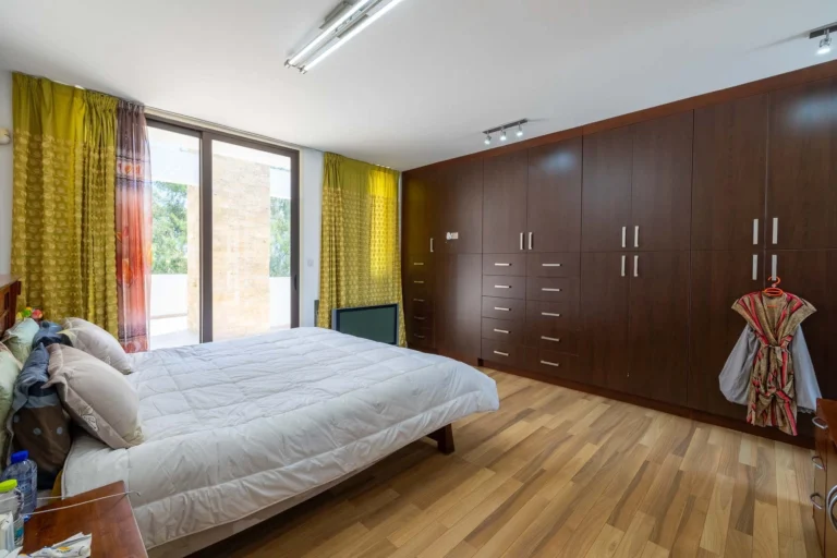 4 Bedroom House for Sale in Agios Nikolaos, Larnaca District