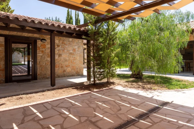 6+ Bedroom House for Sale in Souni, Limassol District