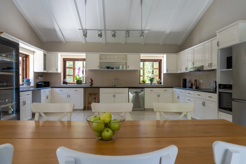 6+ Bedroom House for Sale in Souni, Limassol District