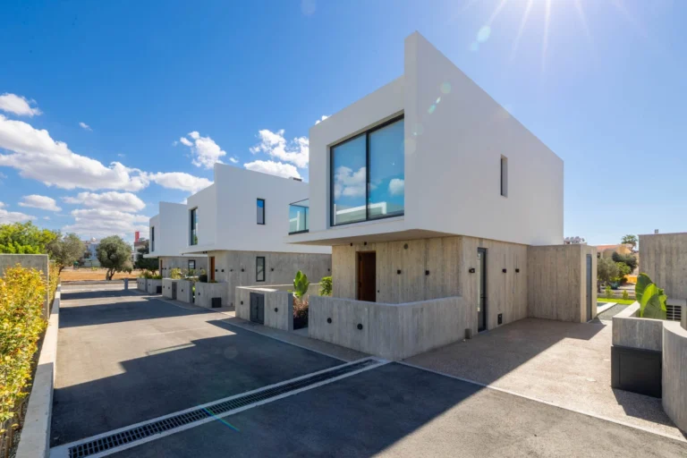 2 Bedroom House for Sale in Paphos – Agios Theodoros