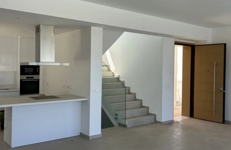 Cheap Houses and Villas for Sale Famagusta up to 900000 euro