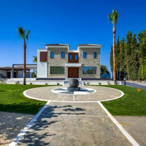 5 Bedroom House for Sale in Kouklia, Paphos District