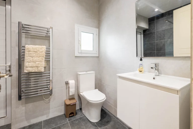 4 Bedroom House for Sale in Latchi (Lakki / Latsi), Paphos District