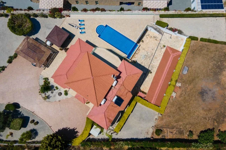 6+ Bedroom House for Sale in Akoursos, Paphos District